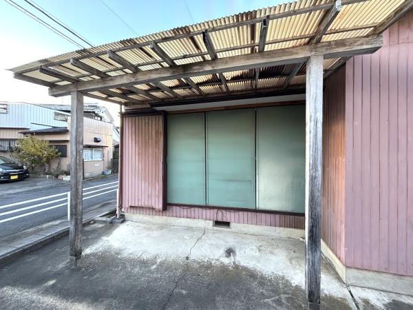 長谷川貸家
