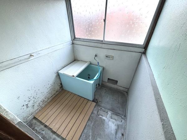 長谷川貸家