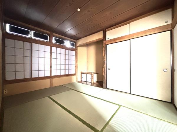白岡市西３丁目の貸家