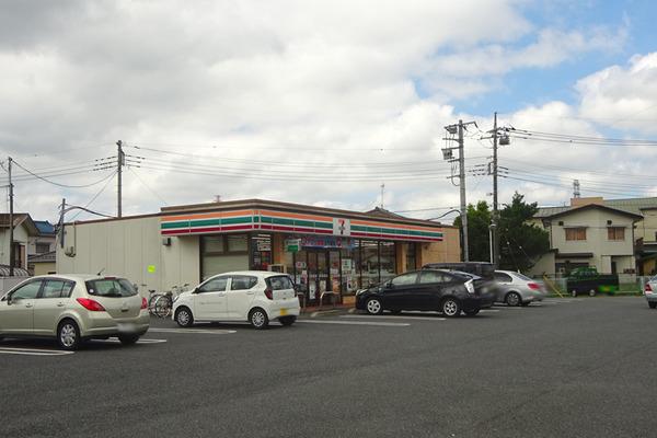 クオレサンサンⅡ(セブンイレブン幸手南3丁目店)