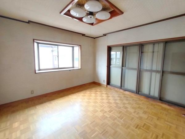 久喜市本町貸家