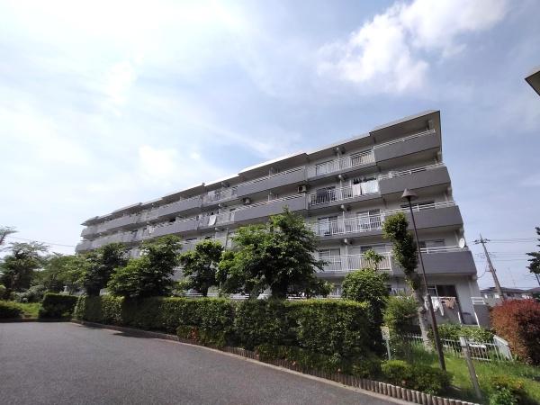 東鷲宮ニュータウン駅前通り