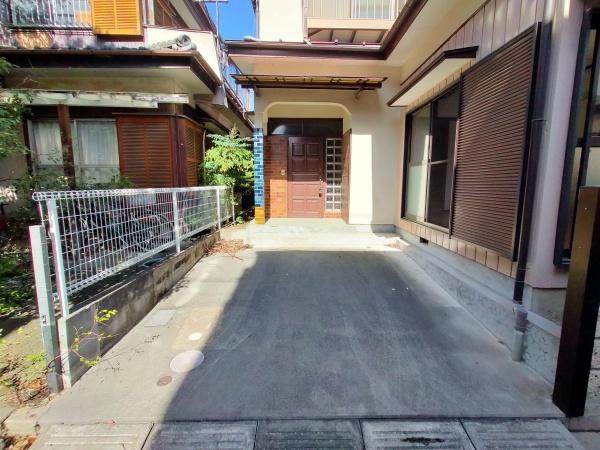 倉松貸家