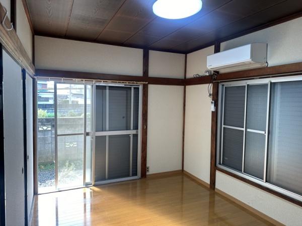 睦町貸家