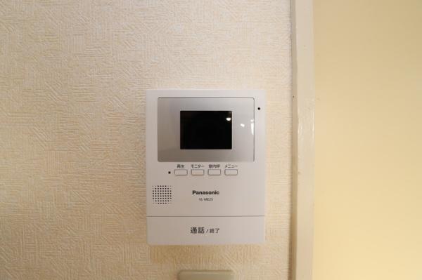 東栄2丁目貸家