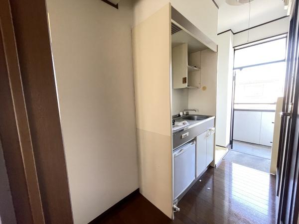 ファストシンメイ根古屋(キッチン)