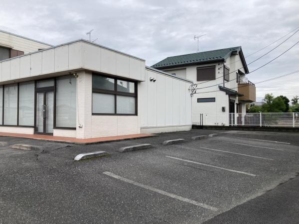 OKP菖蒲(駐車場)