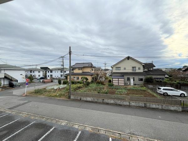 日新ハイツB棟