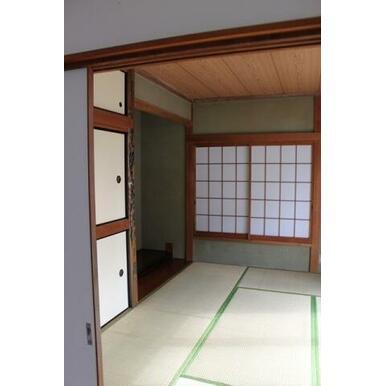 菖蒲町貸家