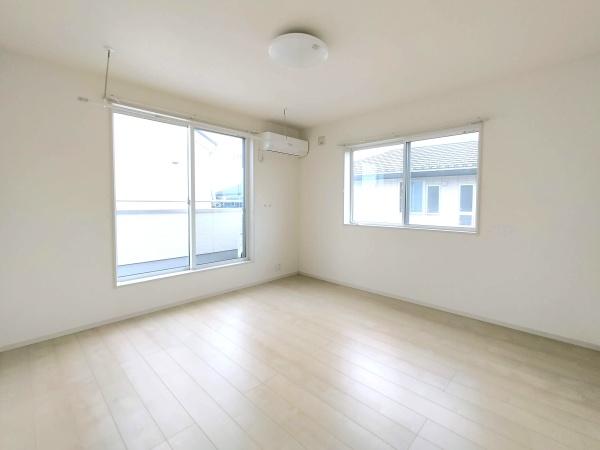 リーブルファイン幸手市中５丁目