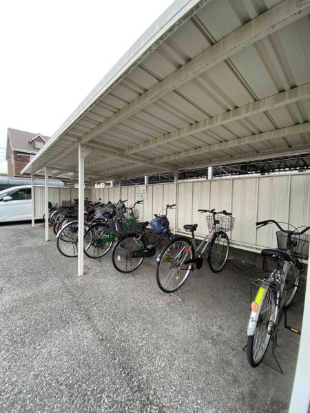 今成マンション