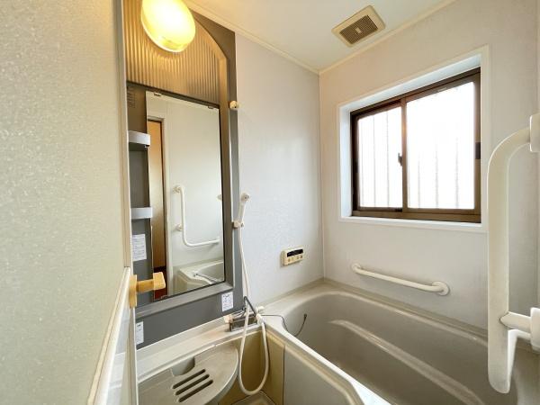 幸手市中１丁目貸家