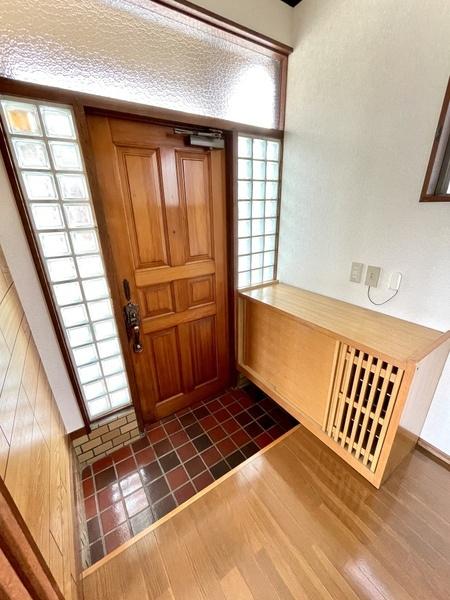 愛宕貸家(1-1-3)(玄関)