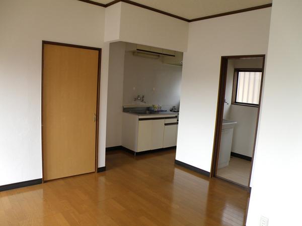 みどり荘(リビング)