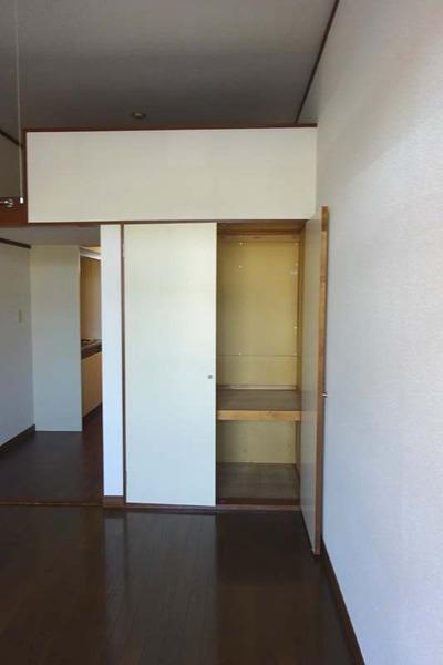 モア・クレスト