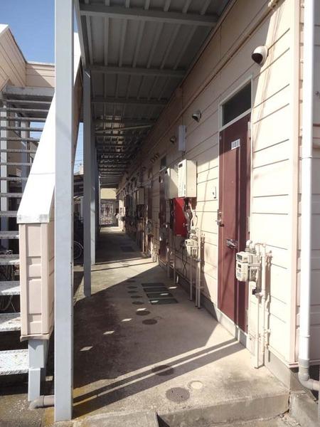 モア・クレスト