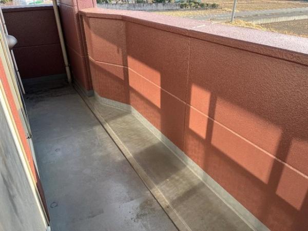 ティー・エム・ラドゥール(バルコニー)