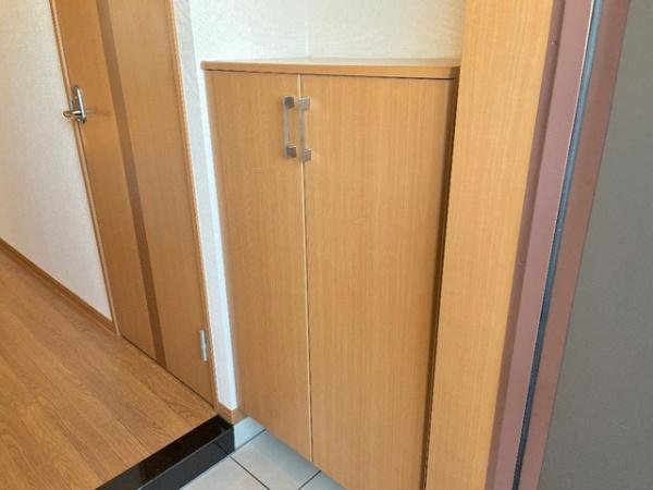 ティー・エム・ラドゥール(玄関)