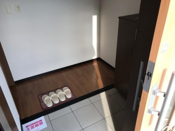 コンフィード(玄関)