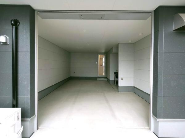 ガレージハウス久喜青毛