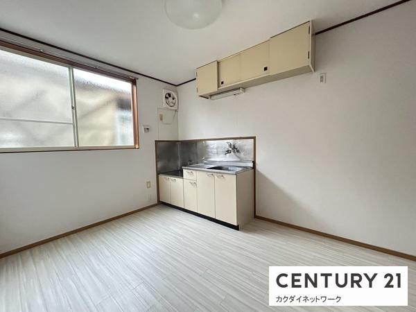 シックスストーリーズ