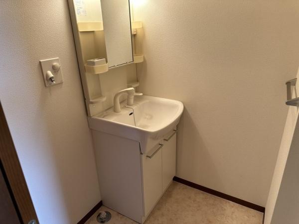 エボリュクスカゾ　C棟