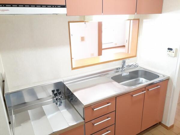 北葛飾郡杉戸町大字本郷のアパート