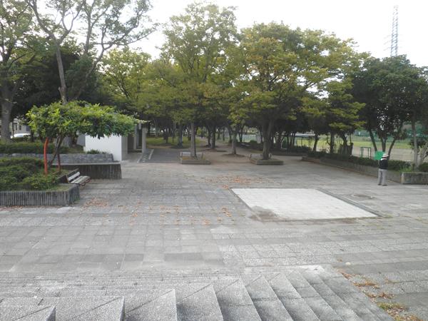リーフアベニュー(青葉公園)