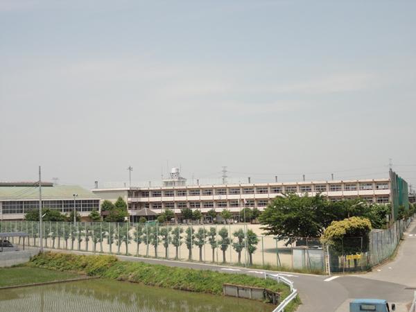 FTハイムA(久喜市立砂原小学校)