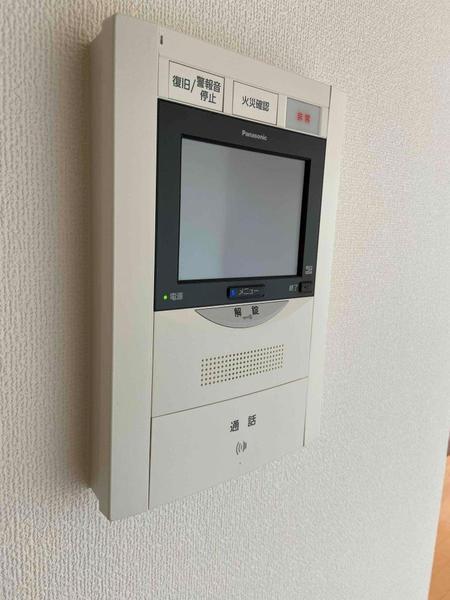 ルネ・アイン
