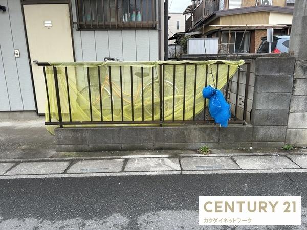 フラット沖山
