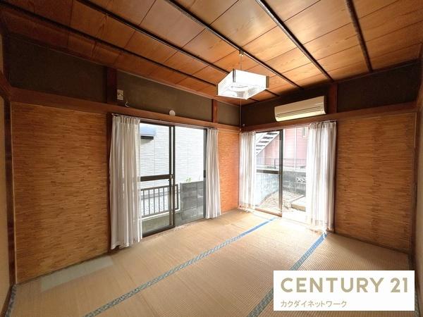 本町1丁目貸家