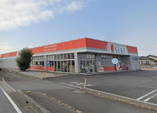 ハイツヴァンティアンA(ドラッグストアセキ北川辺店)