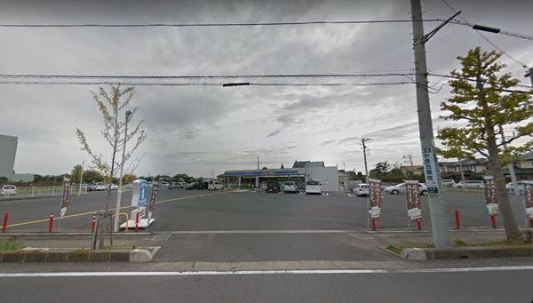 タウンフラッツあいざわ(ローソン久喜下早見店)
