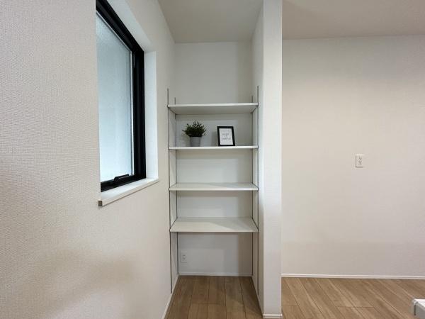 リナージュL　白岡市岡泉01期１号棟