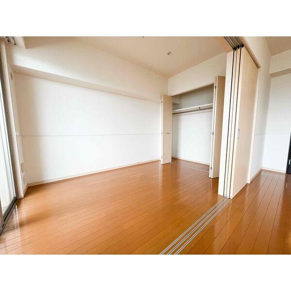 セゾンドール貝塚