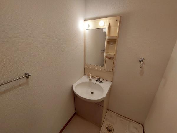 福岡市東区原田２丁目のアパート