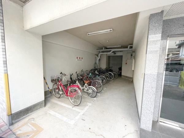 デジュール箱崎
