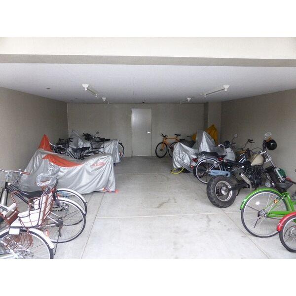 福岡市東区原田４丁目のマンション