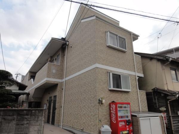 福岡市東区原田２丁目のアパート