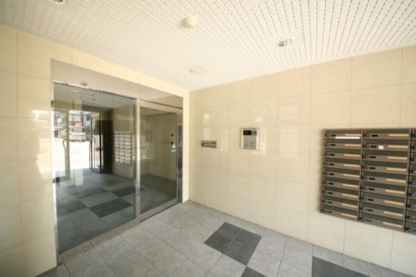 福岡市博多区吉塚４丁目のマンション