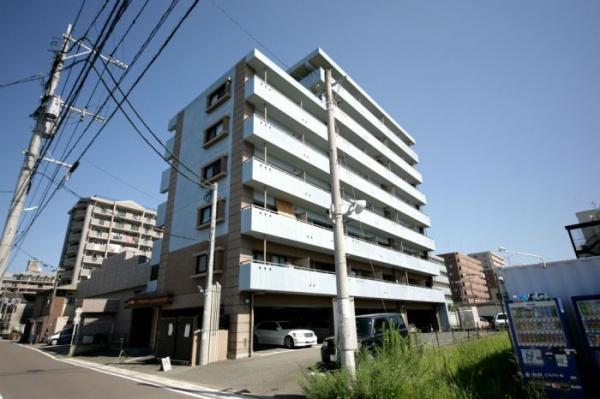 福岡市博多区吉塚４丁目のマンション