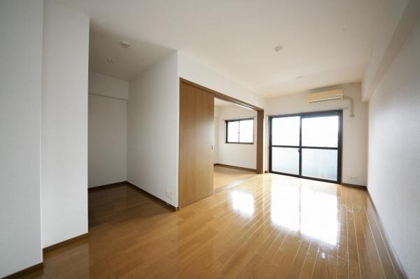 福岡市博多区吉塚４丁目のマンション