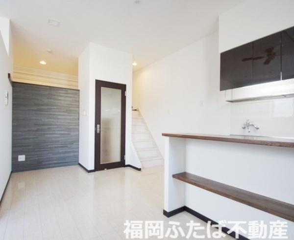福岡市東区馬出４丁目のアパート