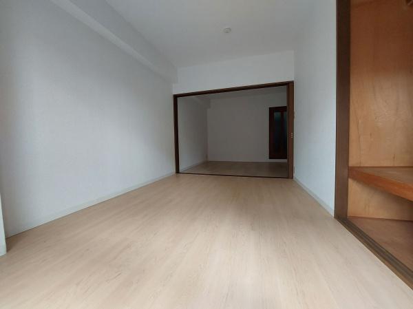 福岡市博多区吉塚５丁目のマンション