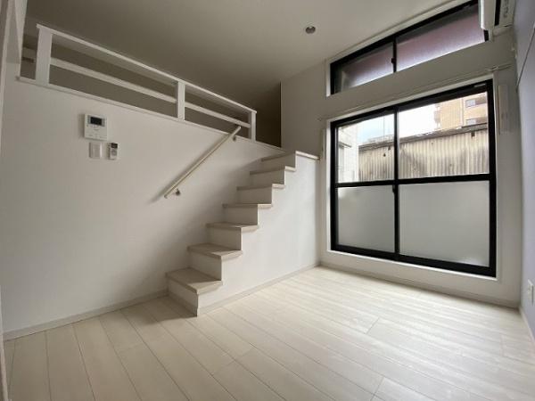 福岡市東区松島１丁目のアパート