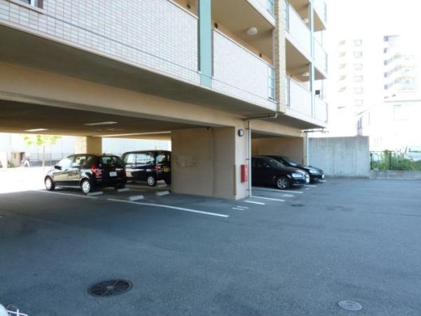 福岡市博多区吉塚６丁目のマンション