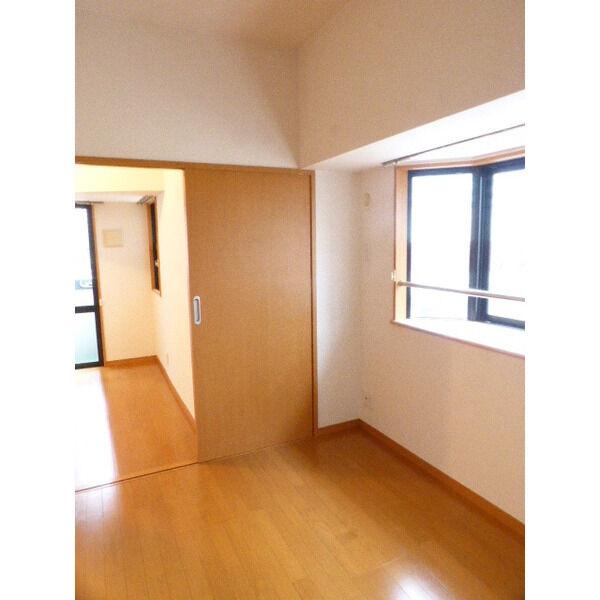 福岡市博多区吉塚６丁目のマンション