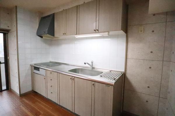 福岡市博多区千代４丁目のマンション