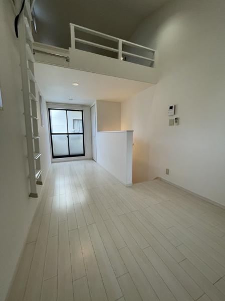 福岡市東区松島１丁目のアパート